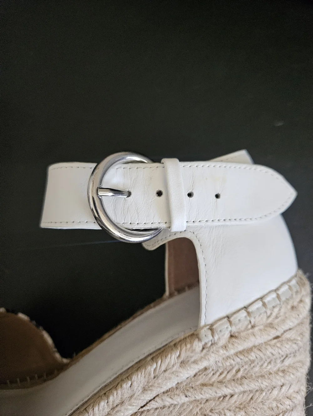 Marc Fisher Alida White Snakeskin Print Leather Espadrille Wedge Sandals Size 8